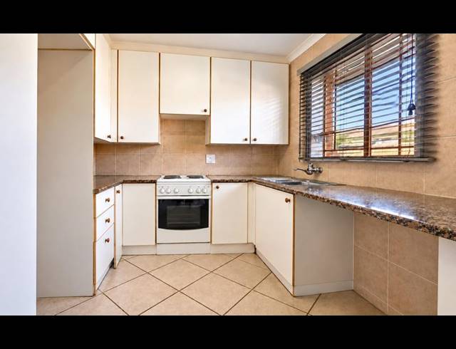 2 BEDROOM APARTMENT FOR SALE IN ELARDUSPARK